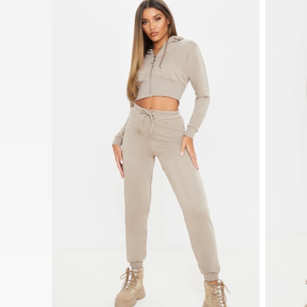 BNWT Pretty Little Thing Joggers